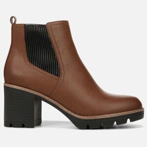 Naturalizer Madalynn Gore Water Repellent Lug Sole Block Heel Ankle Boot 10W